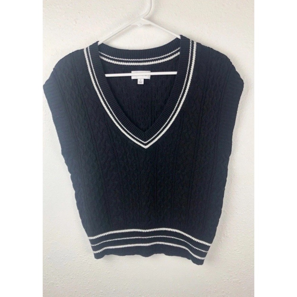 Evereve Cable Knit Black White Cableknit Sweater Vest Preppy Classic Yacht S   M